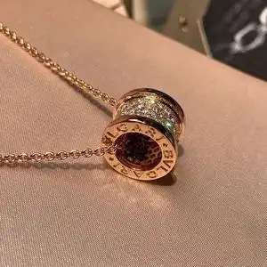 bvlgari宝格丽项链女18k玫瑰金黑白陶瓷镶钻小蛮腰弹簧