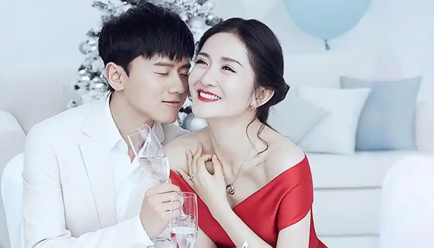 谢娜在超话里被粉丝怼,丈夫张杰发文力挺