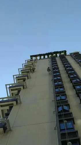 2,9月19日至21日御江安装灯具,接线.