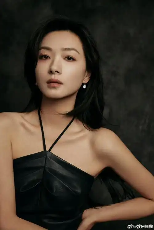 万茜说黄牡丹国色天香##万茜说佟大为黄牡丹国色天香