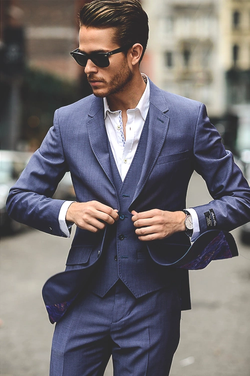 男人还是得穿西装啊提升气质又性感