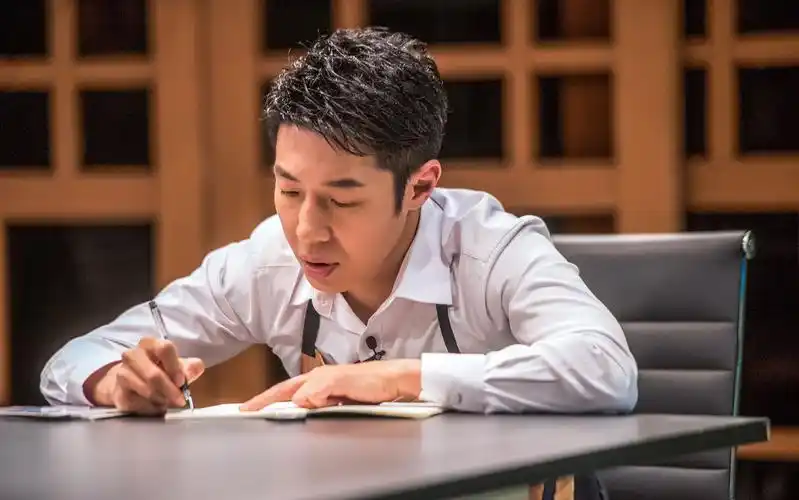 【明星大侦探】当"戏精撒"拿到角色卡.