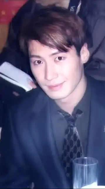 97年的黎明真的帅到我哭泣!不愧是四大天王之一!