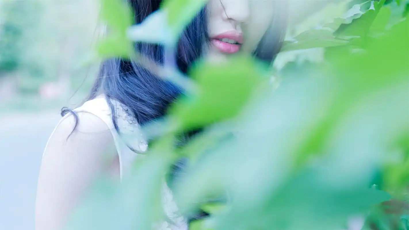 唯美清新女生高清电脑桌面壁纸图片下载