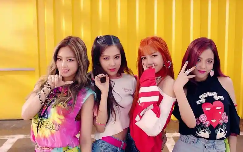 blackpink lisa出道前照片