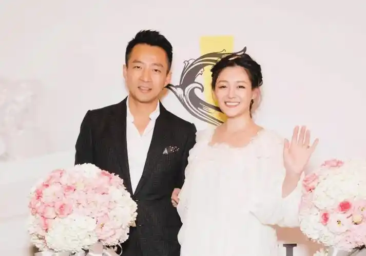 李湘33天,大s见4面,明星闪婚失败,是豪门梦碎还是冲动的惩罚?_刘涛_丈