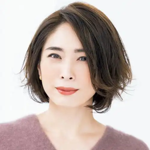 40-50岁左右女人最适合的短发,时髦精致还很优雅|发型|刘海|烫发|发尾