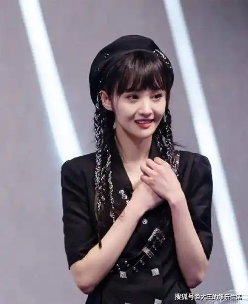 曾日赚208万,今却无力执行罚款,郑爽的热搜是愚人节最大的笑话_胡彦斌