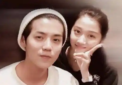 狗仔爆料鹿晗关晓彤未婚先孕果真如此吗