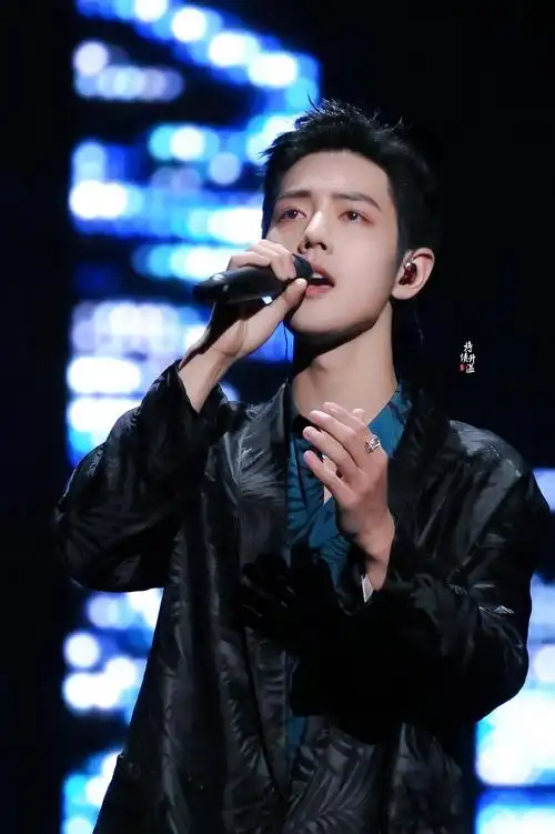 肖战|210115爱奇艺尖叫之夜