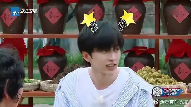 蔡徐坤|奔跑吧_新浪新闻