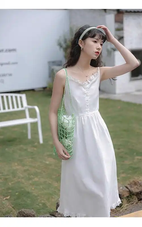 实拍夏超仙温柔风中长款学院白裙子初恋裙花边吊带连衣裙女 - 17网