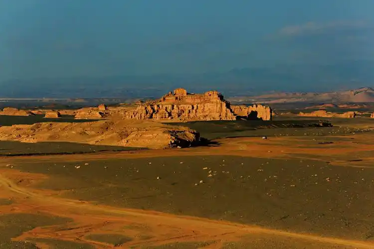 自然的力量 远古的魅力一一罗布泊无人区 《大海道印象》