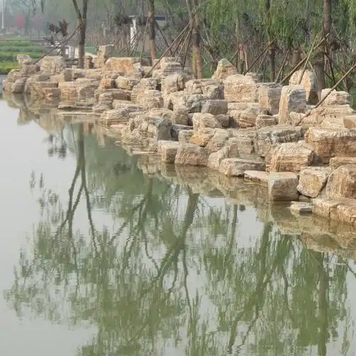 景观石驳岸厂家 景观石驳岸 专业制作千层石假山 山韵园林图片