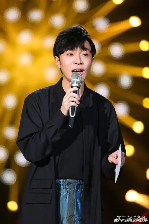 如何看待吴青峰在歌手里的表现