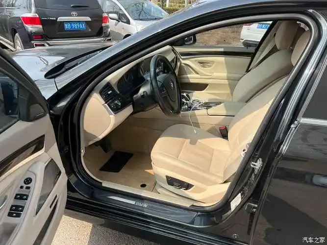 准11年宝马523li配置到顶4座加热发动机变速箱地盘