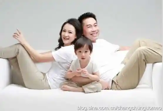 袁鸣老公_上海主持人袁鸣照片现状 袁鸣老公是谁为何说孩子是个意外