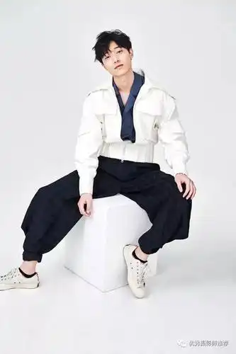 掌镜马思纯秦昊伊能静车晓等明星大咖的摄影师王雨果