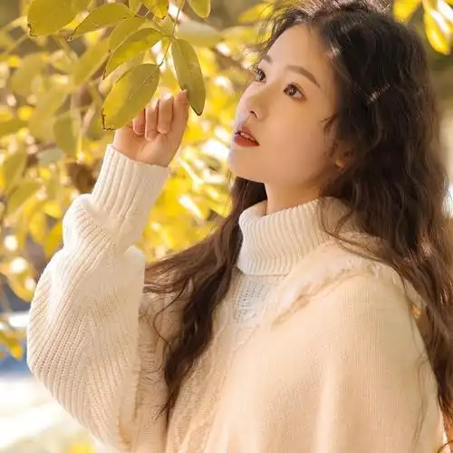 2022唯美动人的美女头像