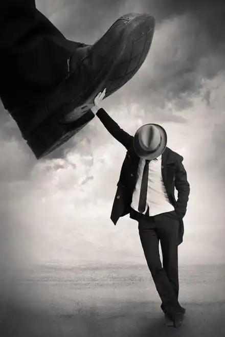 《命运》中的阿太是个狠人:女儿早逝都不哭,早早就看透了生死