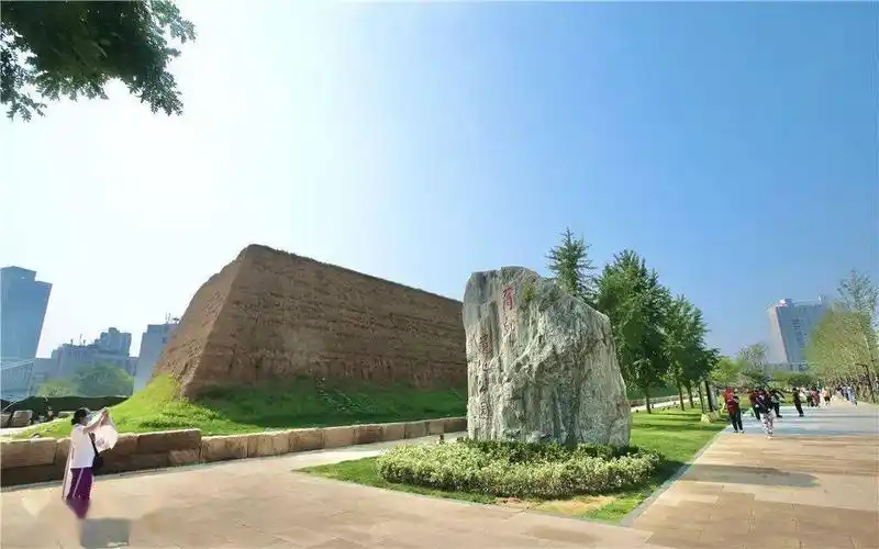 文化商文化打卡地郑州商都国家考古遗址公园开园