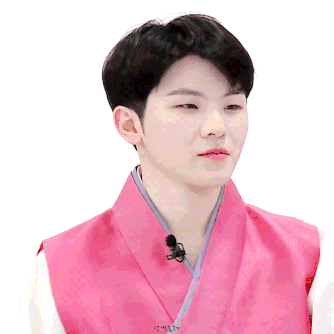 这么可爱的男孩好想亲亲抱抱举高高