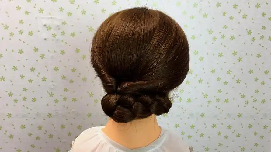 1减龄的发型:你从未尝试过的盘发方法,40岁到60岁的女人都适合,大方又