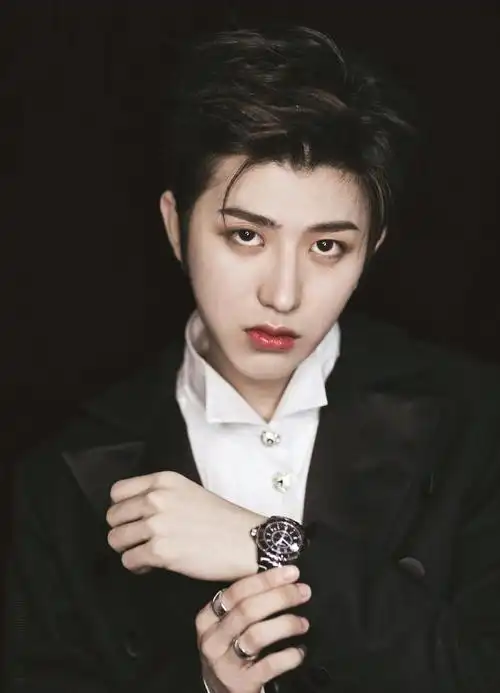 【蔡徐坤】【ikun】