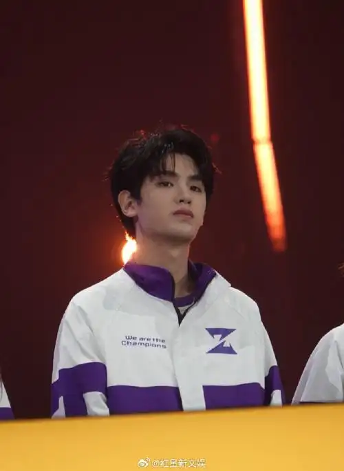 黄明昊超话90#黄明昊fmvp#230908【预览图】6pjustin黄明昊 战至