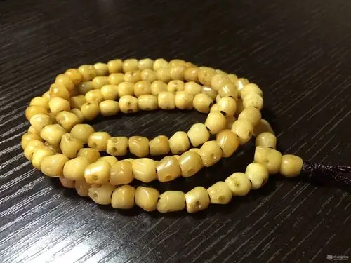 好久没来,上个硬货,藏传老灵骨尸陀林佛珠,来一来,看一看