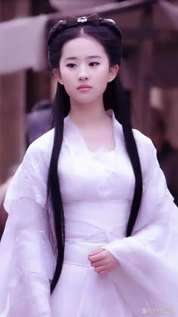 千秋无绝色,悦目是佳人,刘亦菲唯美惊艳古装剧照,她的美不愧位古装