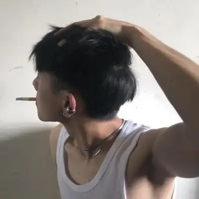 男生头像冷酷帅气成熟