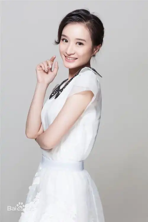 中国内地女演员.1981年5月16日出生于广东梅州.