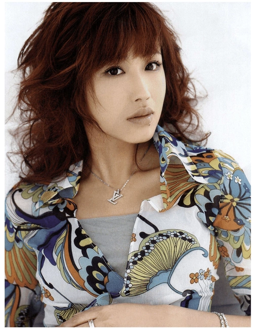 寻找侯姝 放飞自由和梦想的演艺人生