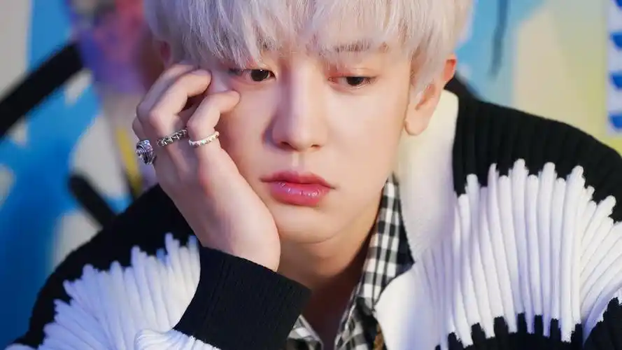 朴灿烈橙光素材