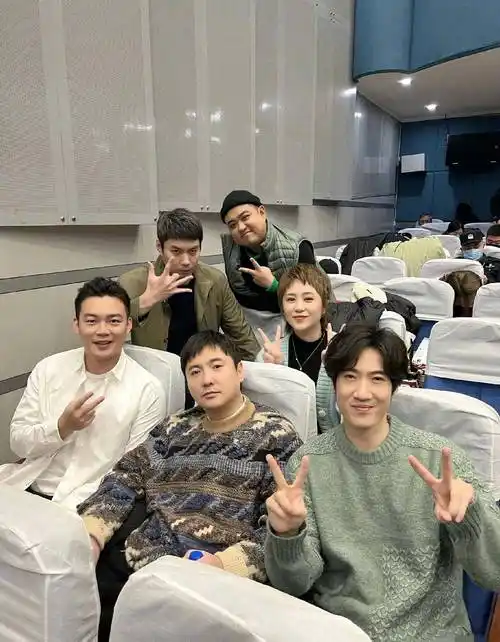 明星不红连衣服都借不到,马丽被嘲太土,刘宇宁花钱自己买_品牌_白冰