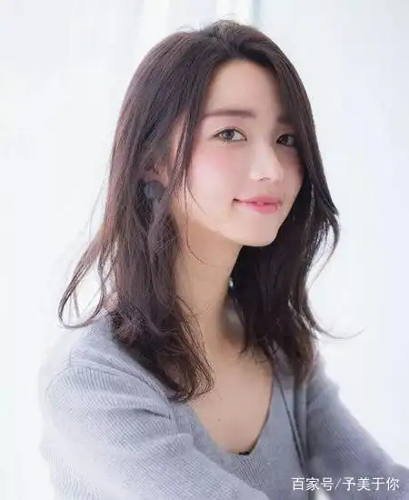 2021齐肩发50款烫发图片