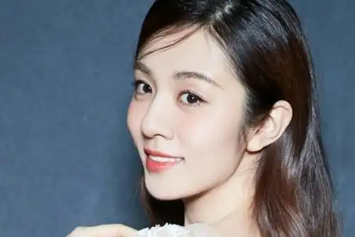 长相甜美,才华横溢的女明星——王晓晨