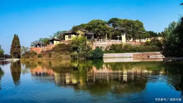 樟树市是一个位于中国江西省宜春市管辖下的县级市,以其丰富的自然和