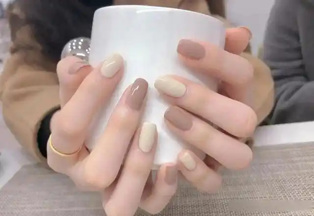 分享一篇职业女性纯色美甲推荐气质这一块妥妥哒