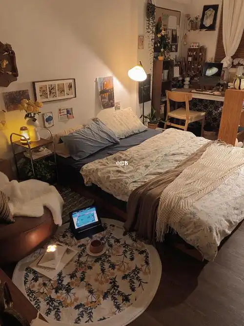 可是晚上卧室那么舒服熬会夜不过分吧