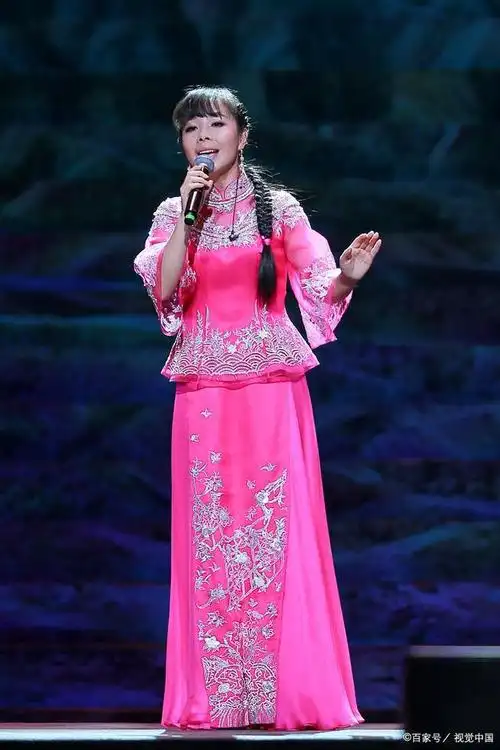 王二妮:我这辈子最正确的决定,就是放弃百万年薪嫁给农村初恋