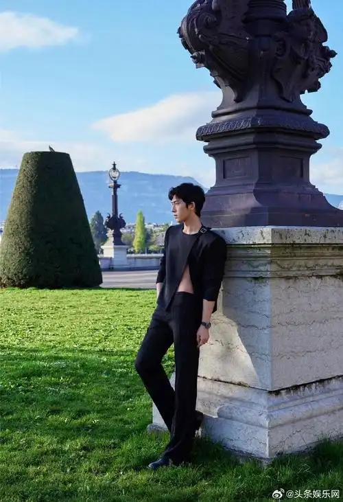 井柏然的腹肌偷偷藏不住##井柏然状态