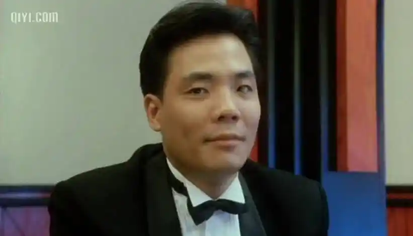 香港电影著名的十大配角,每位都和星爷合作过,八两金成最丑男星