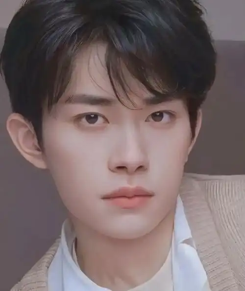 易烊千玺的神仙壁纸#易烊千玺 #易烊千玺绝美镜头 #玺子哥  - 抖音