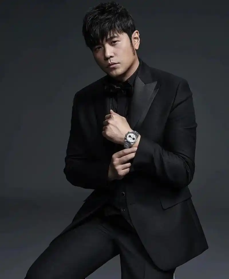 周董帅气写真照合集(3) 周杰伦帅气写真照(3),制作不易请多多支持更多