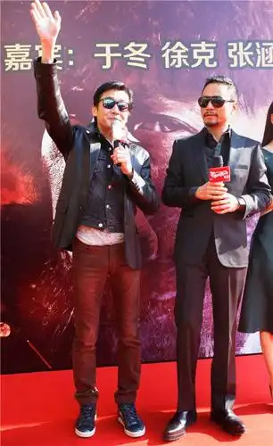 张涵予pk成龙饰杨子荣 徐克回应王思聪女友参演威虎山(组图)