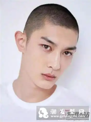 好看的男生寸头发型男生超短发发型图片,男人味十足寸头造型,散发型男