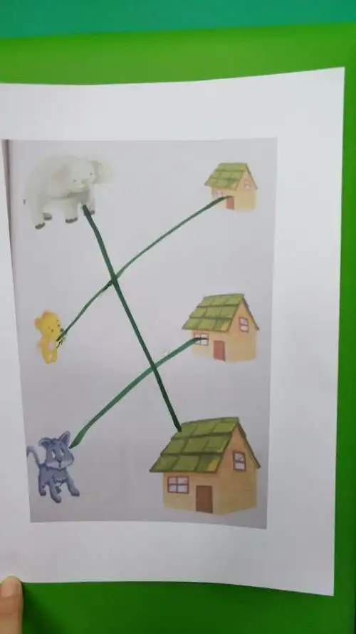 认识完大和小,下面让我们来初步体验一下它们相对应的关系吧