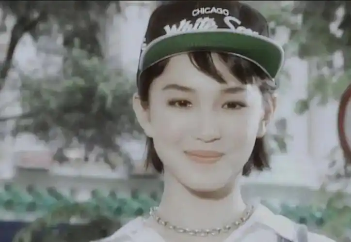 回顾红极一时消失的9位新加坡女星,有人破产,有人成